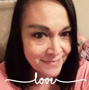 Meet your Posher, Ana